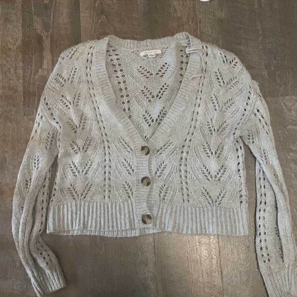 GREY AMERICAN EAGLE SWEATER